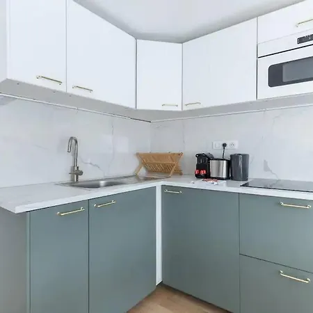 Grands Boulevards 42 : Cosy 1br-4p Apartment Paris